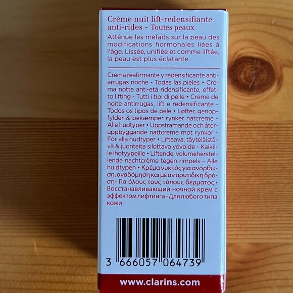 🇫🇷Clarins Super Restorative Day & Night Cream Bundle (New, 12 mL) - Picture 15 of 16